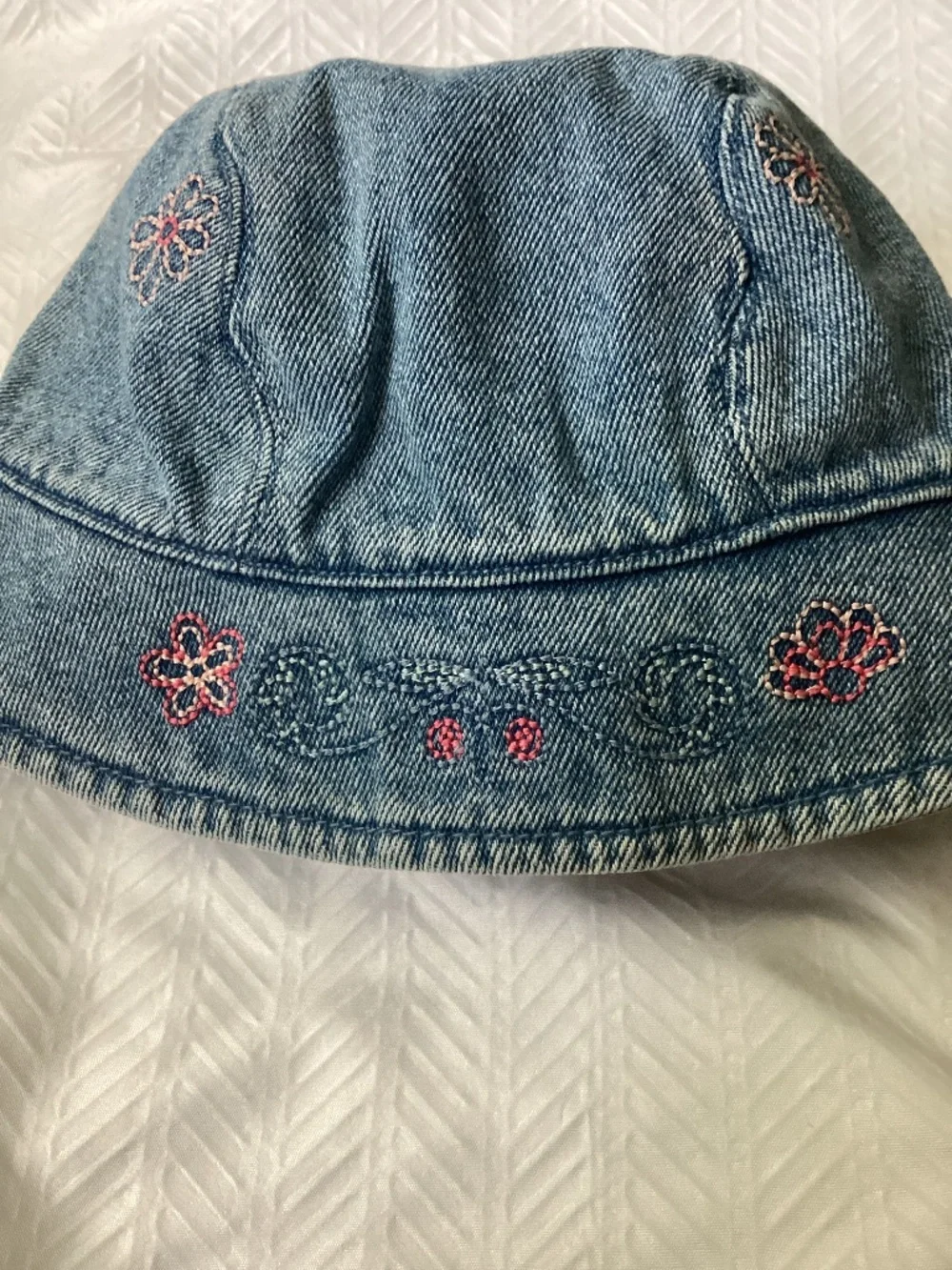 Vintage GYMBOREE Butterflies & Flowers Embroidery Denim Bucket Sun Hat S/M 3-4